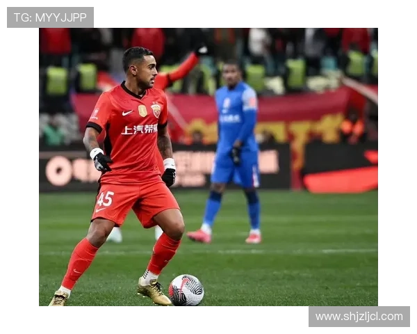 海港全力以赴拼尽最后一搏莱昂纳多似受伤影响状态